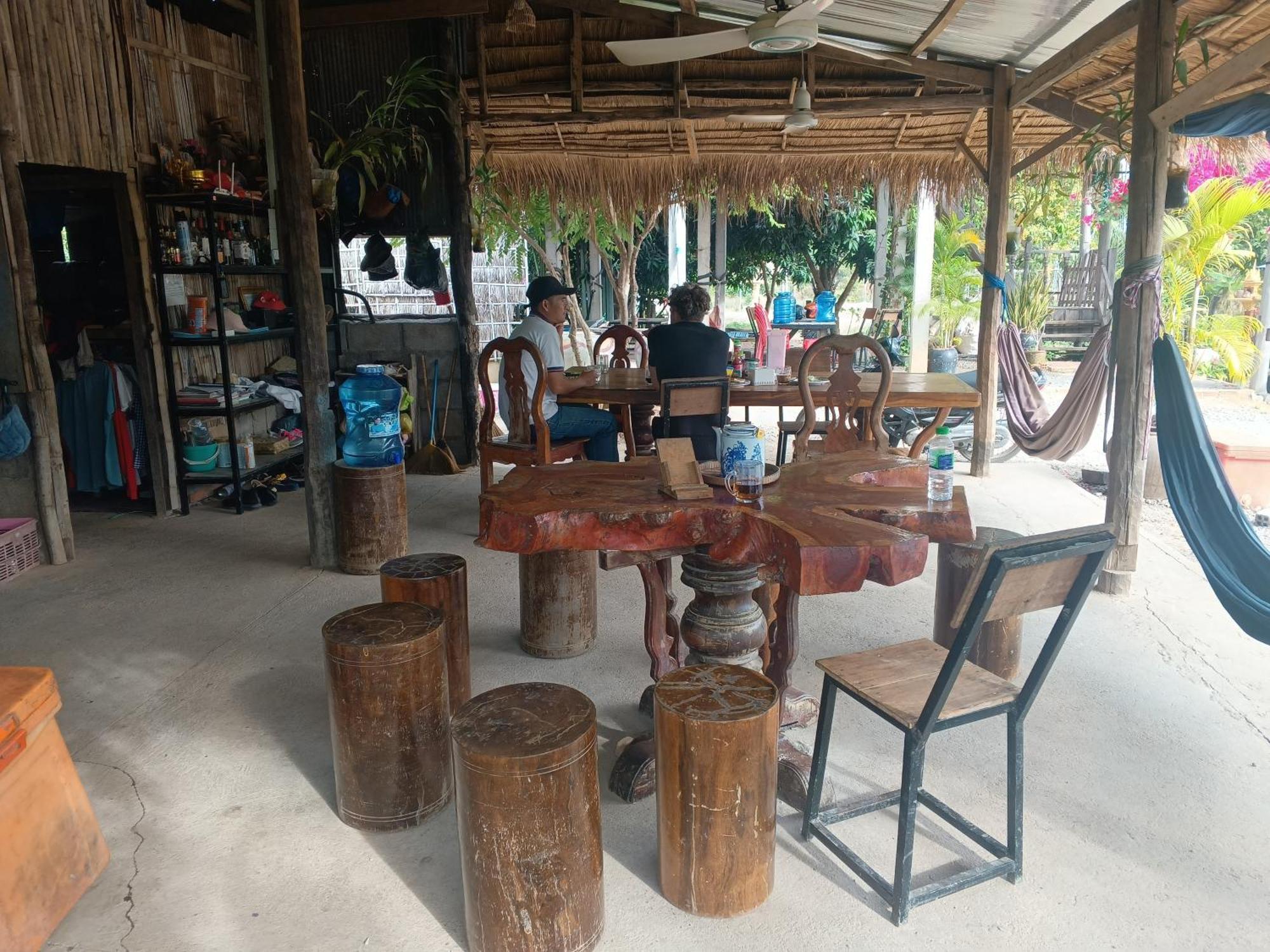 Family Batcave Homestay Μπατταμπάνγκ Εξωτερικό φωτογραφία