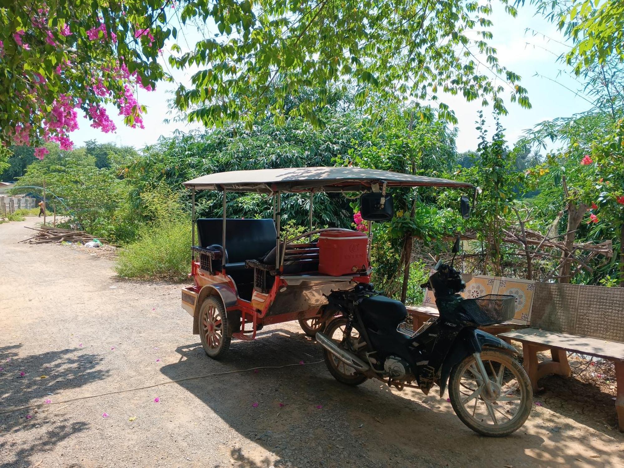 Family Batcave Homestay Μπατταμπάνγκ Εξωτερικό φωτογραφία