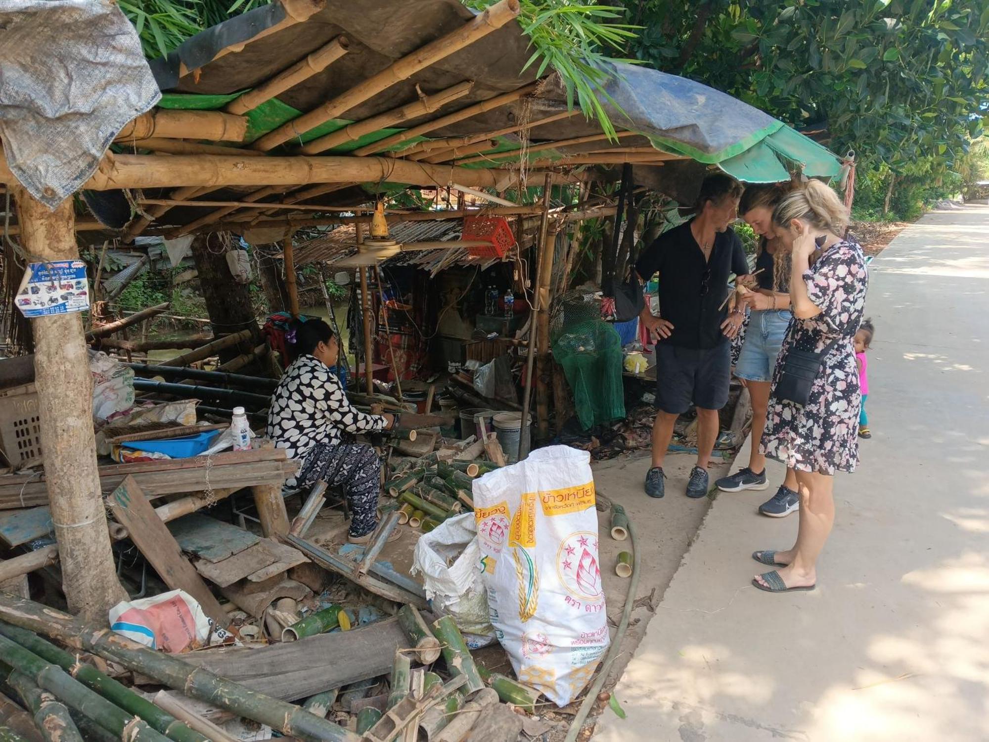 Family Batcave Homestay Μπατταμπάνγκ Εξωτερικό φωτογραφία